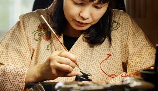 薩摩ボタン絵付け師　室田志保さんの挑戦！