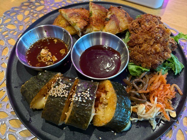 完売♬︎♡ꫛꫀꪝ✧‧˚ ウッドバーニング♡アニマルカトラリー♡ 焼き絵屋さんAREKU.」で可愛いウッドバーニングカトラリーを買い