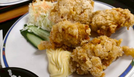 【鹿児島・川辺】24時間営業の「AZかわなべ」フードコートでコスパ最強のからあげ定食を食べてきた！